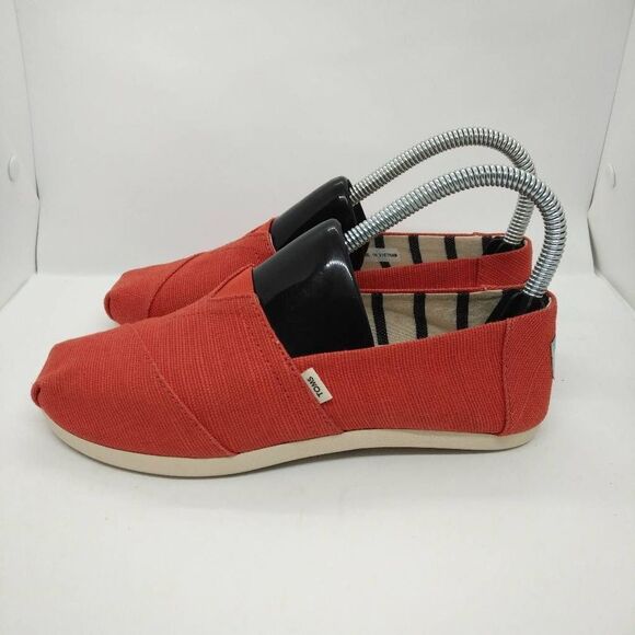 Toms Earthwise Alpargatas Womens Size 6 Red Shoes Loafers Casual Vegan Slip On - Picture 1 of 8
